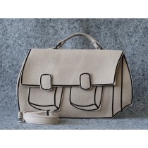 schooltas  (off) white woolfelt